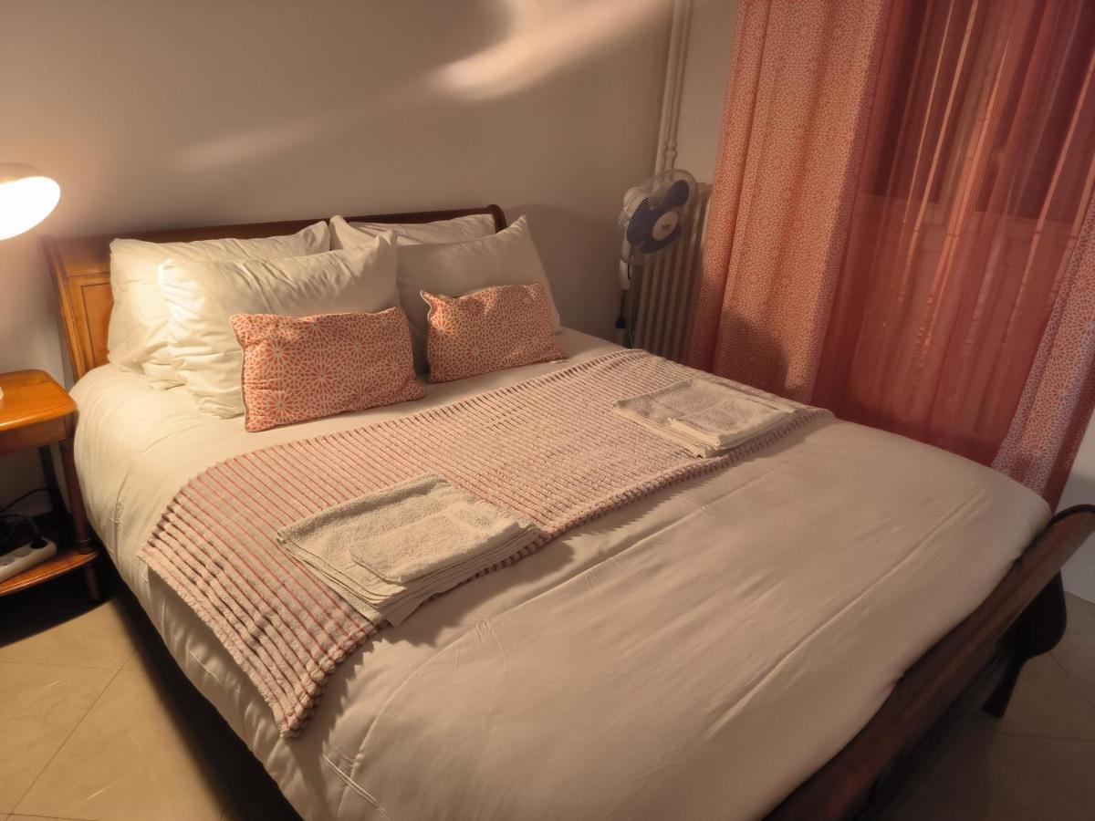 Appartement Cosy Pavillons-sous-Bois エクステリア 写真